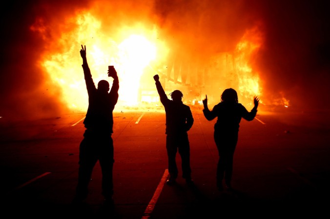 Why CNN wants you to believe the Ferguson protests were ‘peaceful’